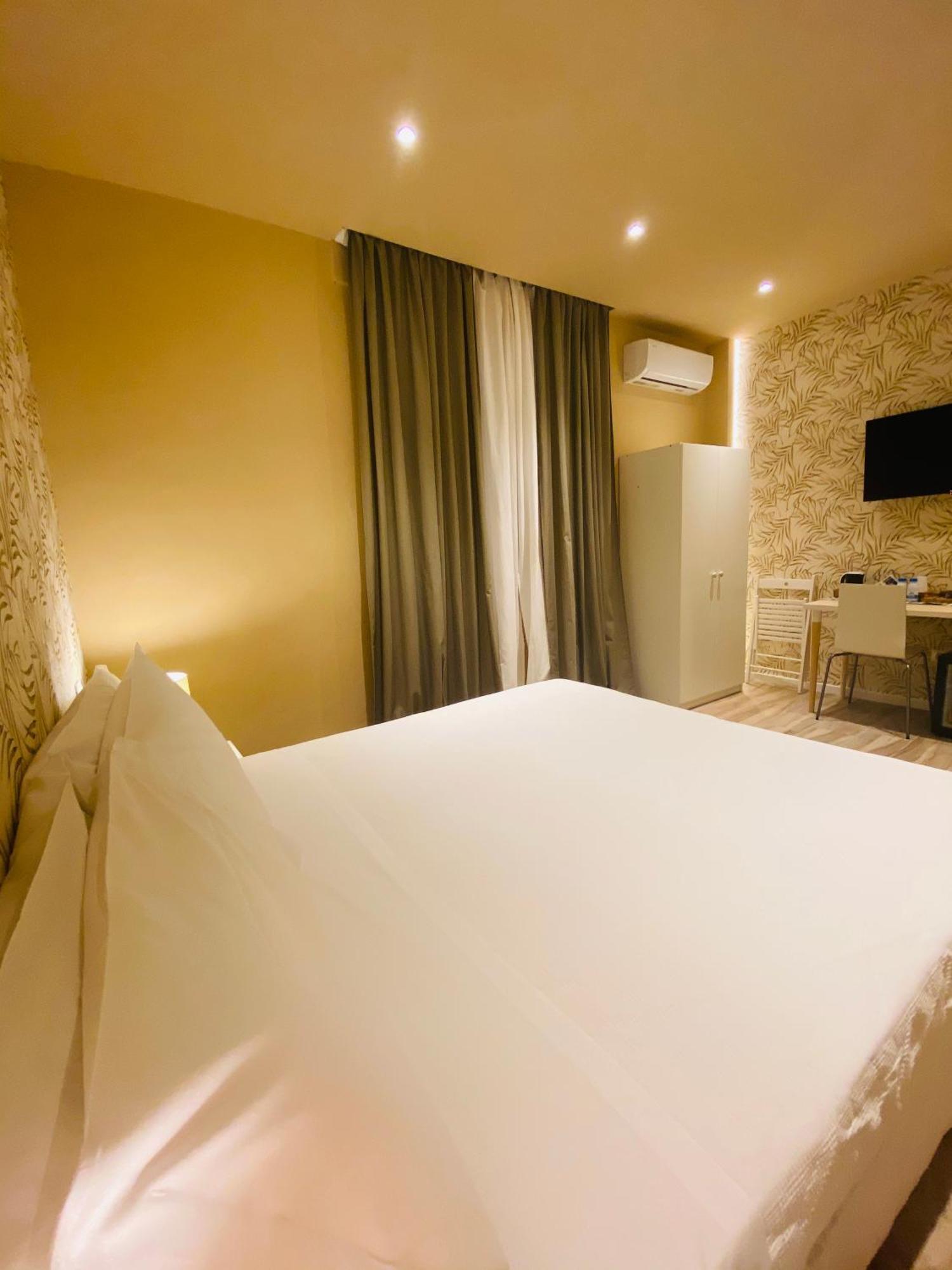 Harmony House Prestige Bed & Breakfast Pisa Oda fotoğraf